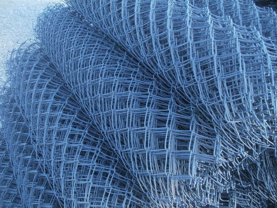 Ogrodzenie z siatki ocynkowanej 150cm z płyta prefabrykowaną + montaż