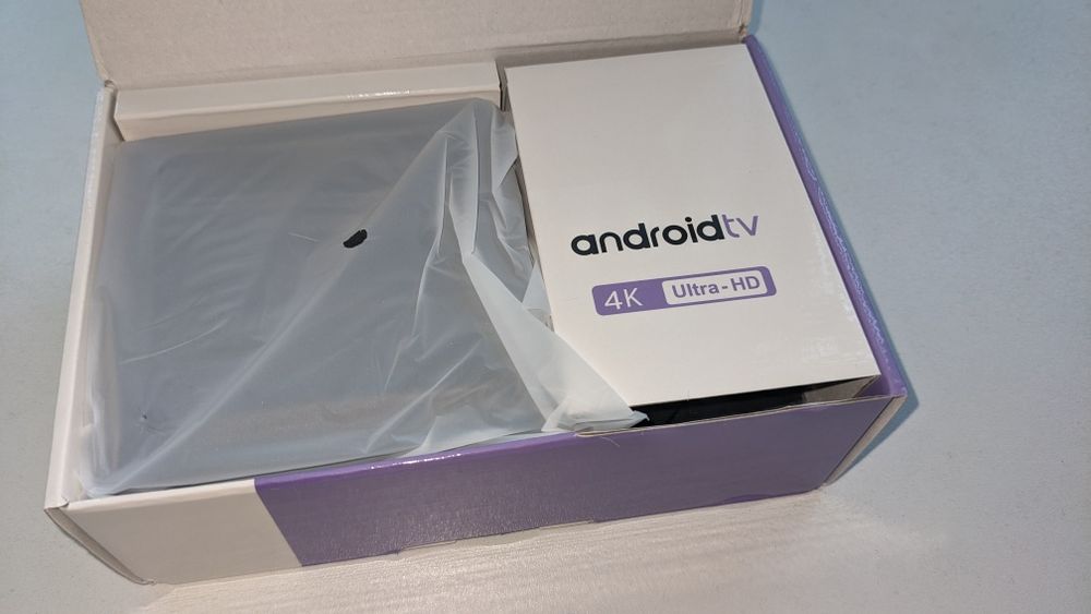 Смарт ТВ приставка  q7 8/128 gb, 14 Android