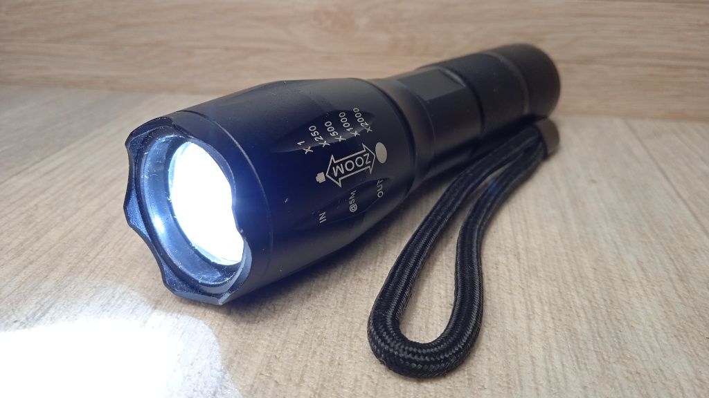 Фонарик акумуляторний, ліхтарик світлодіодний з функцією Zoom