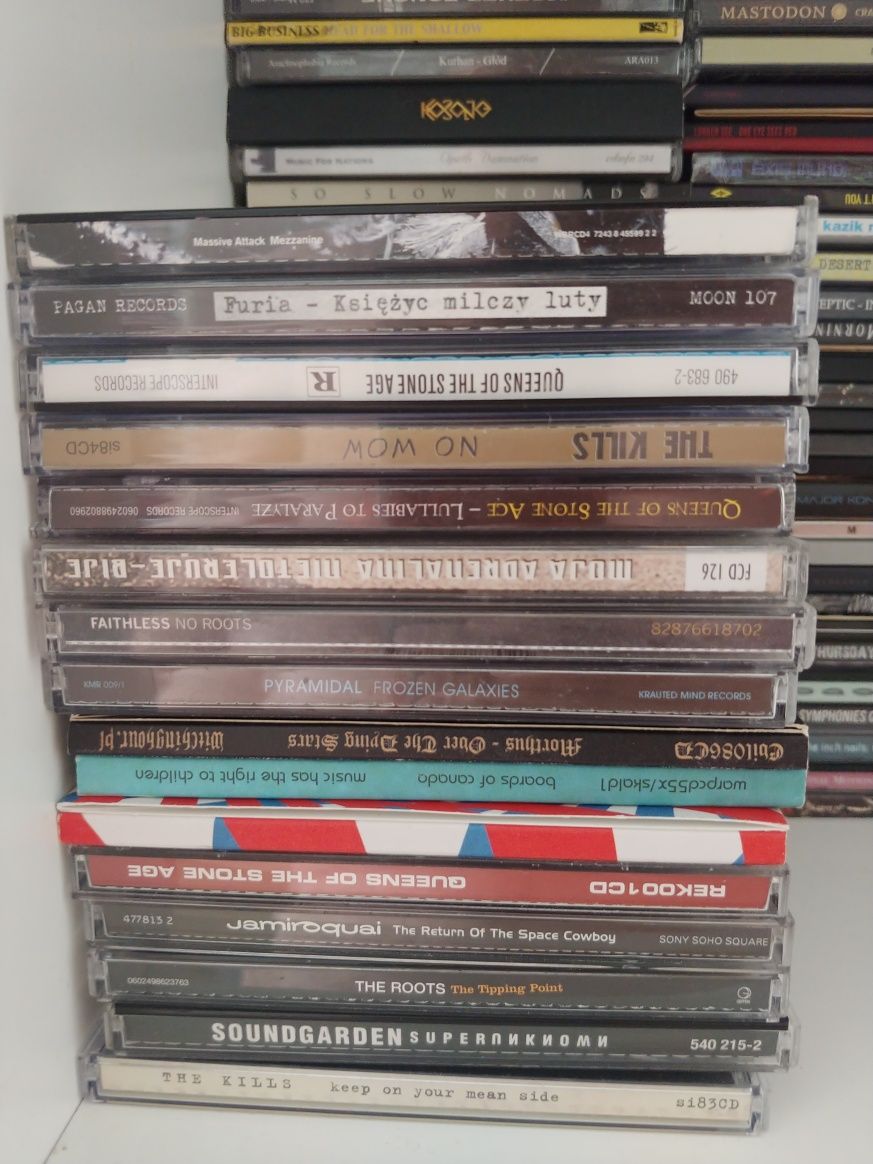 Wyprzedaż CD Rock, 70's, Metal, Hiphop, Elektronika, Folk