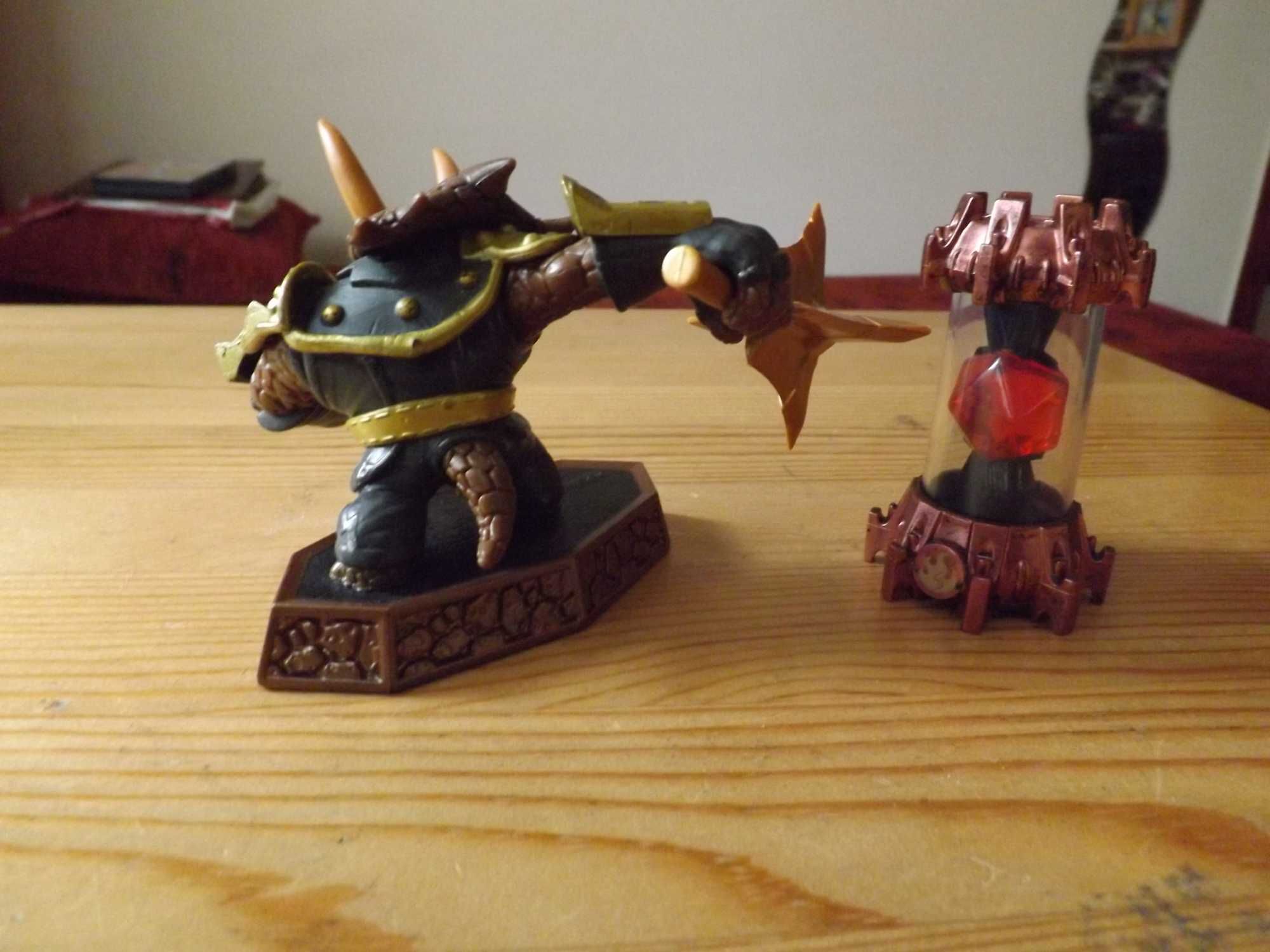 skylanders figurka i kryształ