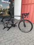 Trek Madone Sl6 gen8 2025 promo