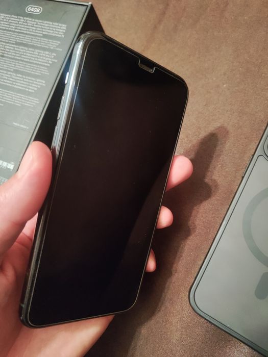 iPhone 11 pro Zielony stan bardzo dobry