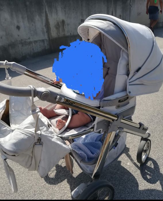 Carrinho de passeio bebé