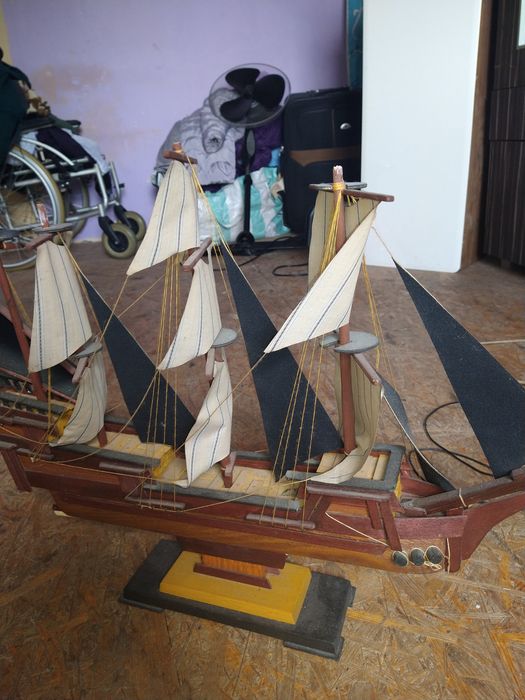 Statek kolekcjonerski.