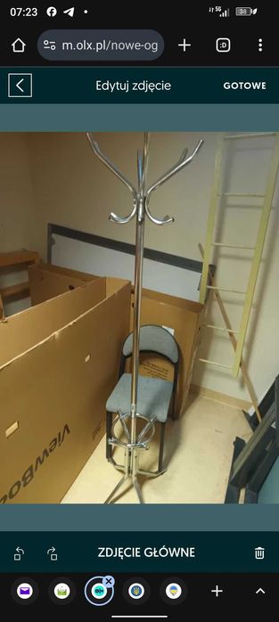 Sprzedam wieszak ze stali nierdzewnej, w idealnym stanie.