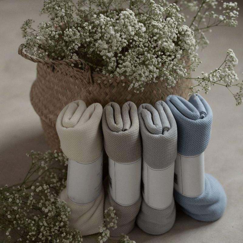 Bambusowy otulacz z jonami srebra light grey 100x100 - My Memi