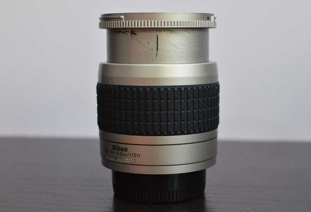 Nikon AF 28-80 f3.3-5.6G - Гарний стан / Повний кадр