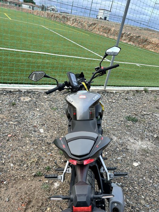 Vendo UM XStreet 125, com apenas 2 124 km rodados.