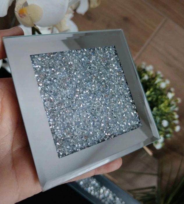 4 szt Kwadratowe podkładki pod kubki z kryształkami Glamour