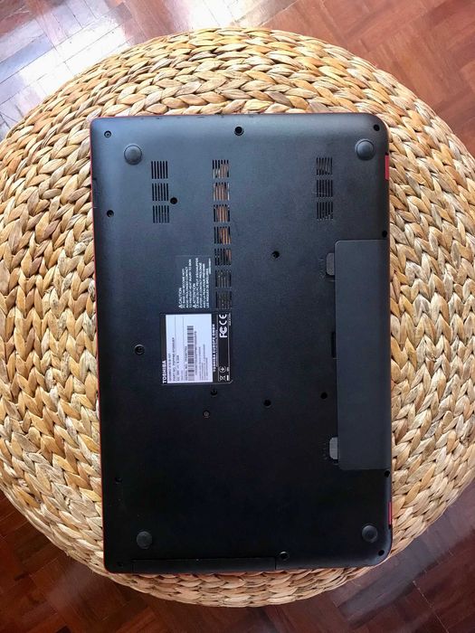 Como Novo • Toshiba Qosmio X70-B-10T | i7 • 16GB RAM • GTX 770M • 1 TB