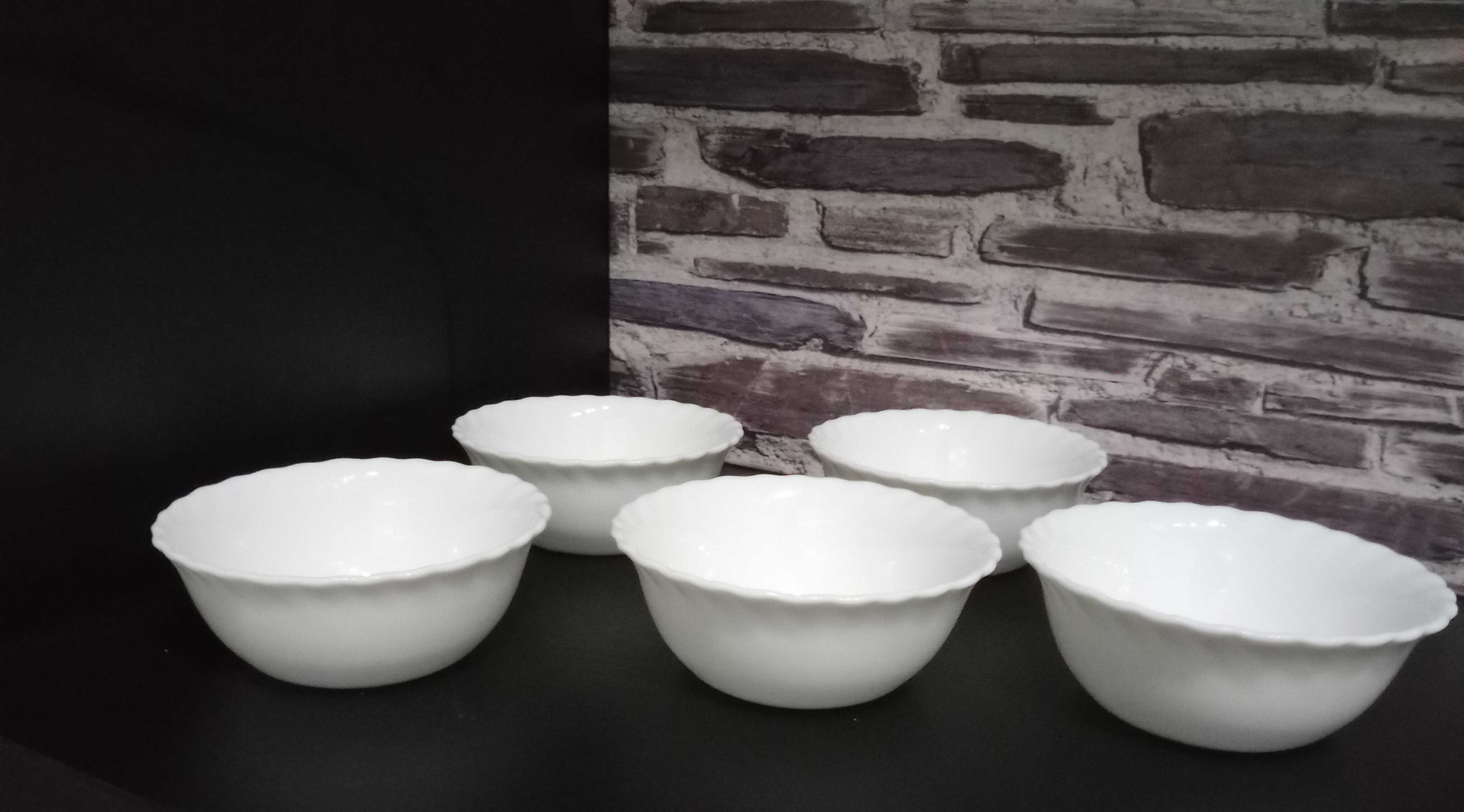 Conjunto de 5 tigelas, brancas, cerâmica vidrada - Oferta portes