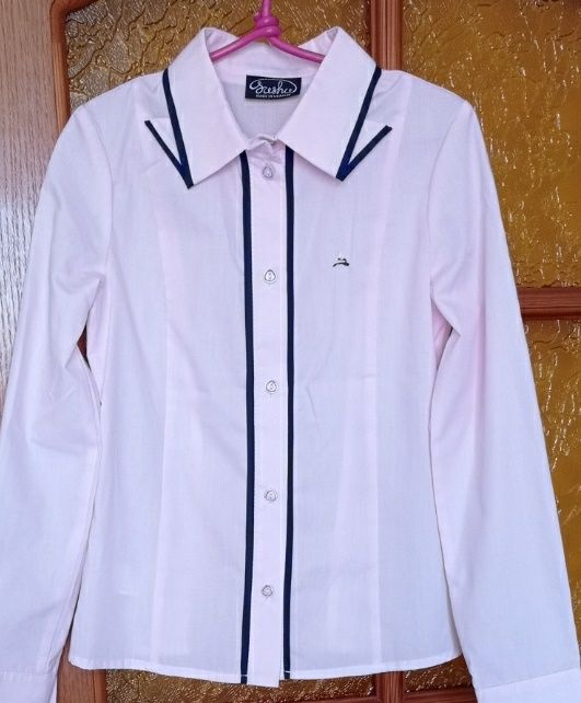 Блузка рубашка шкільна на дівчинку р. 134