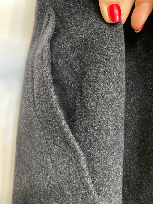 Продаж чоловічого пальто Bugatti