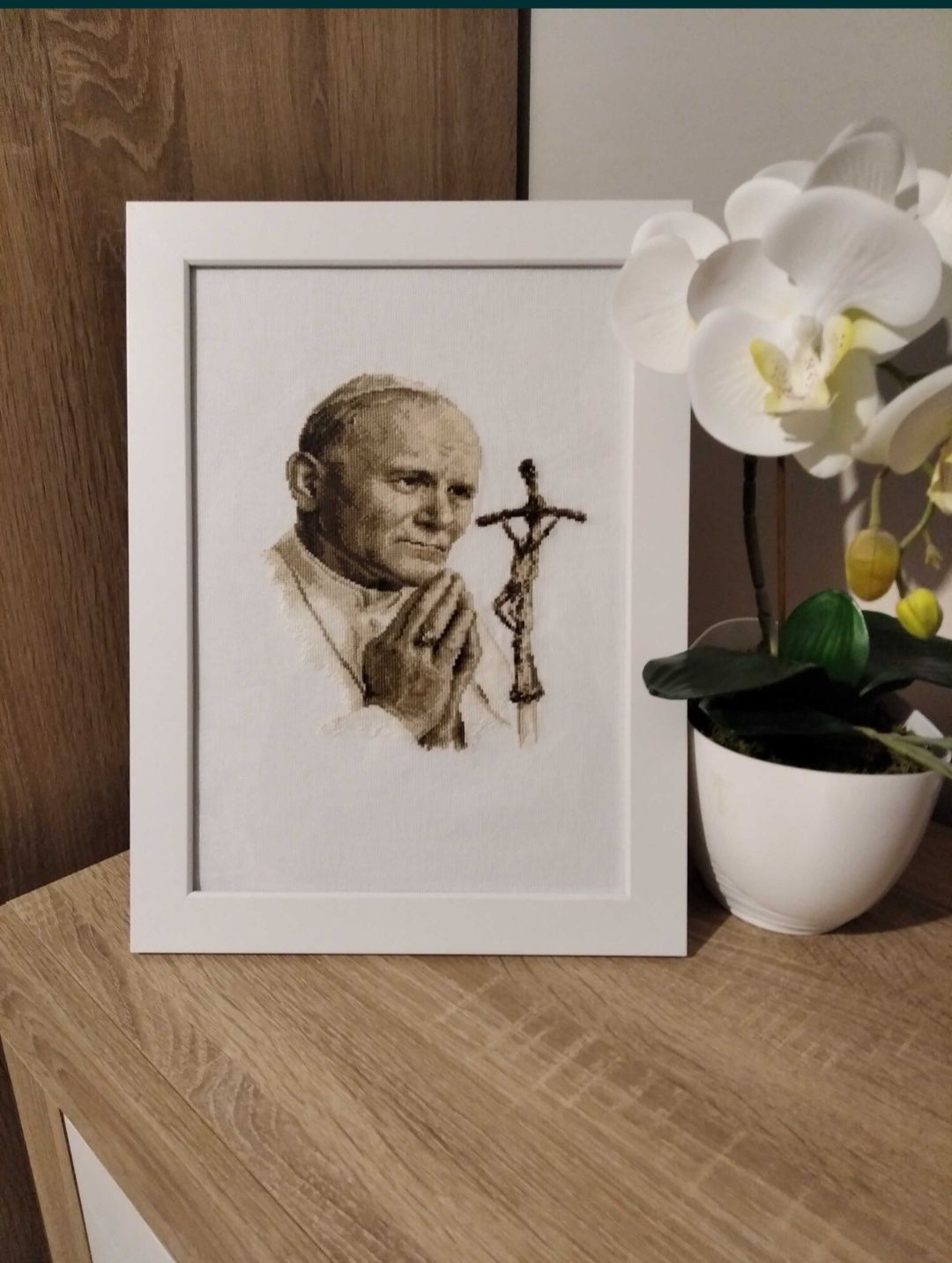 Haft krzyżykowy Jan Paweł II obraz rękodzieło prezent handmade obrazek