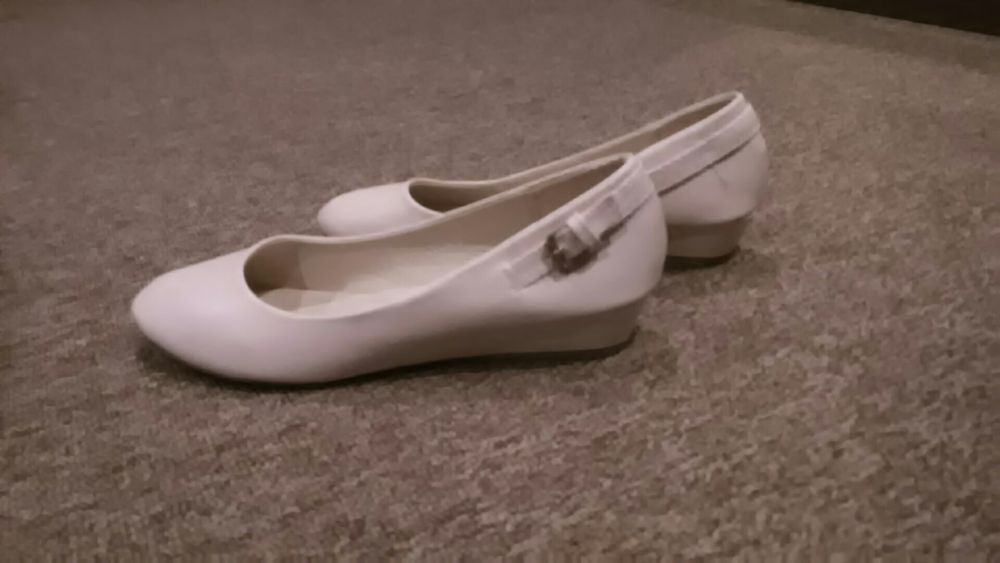 Śliczne jak nowe balerinki rozm. 38