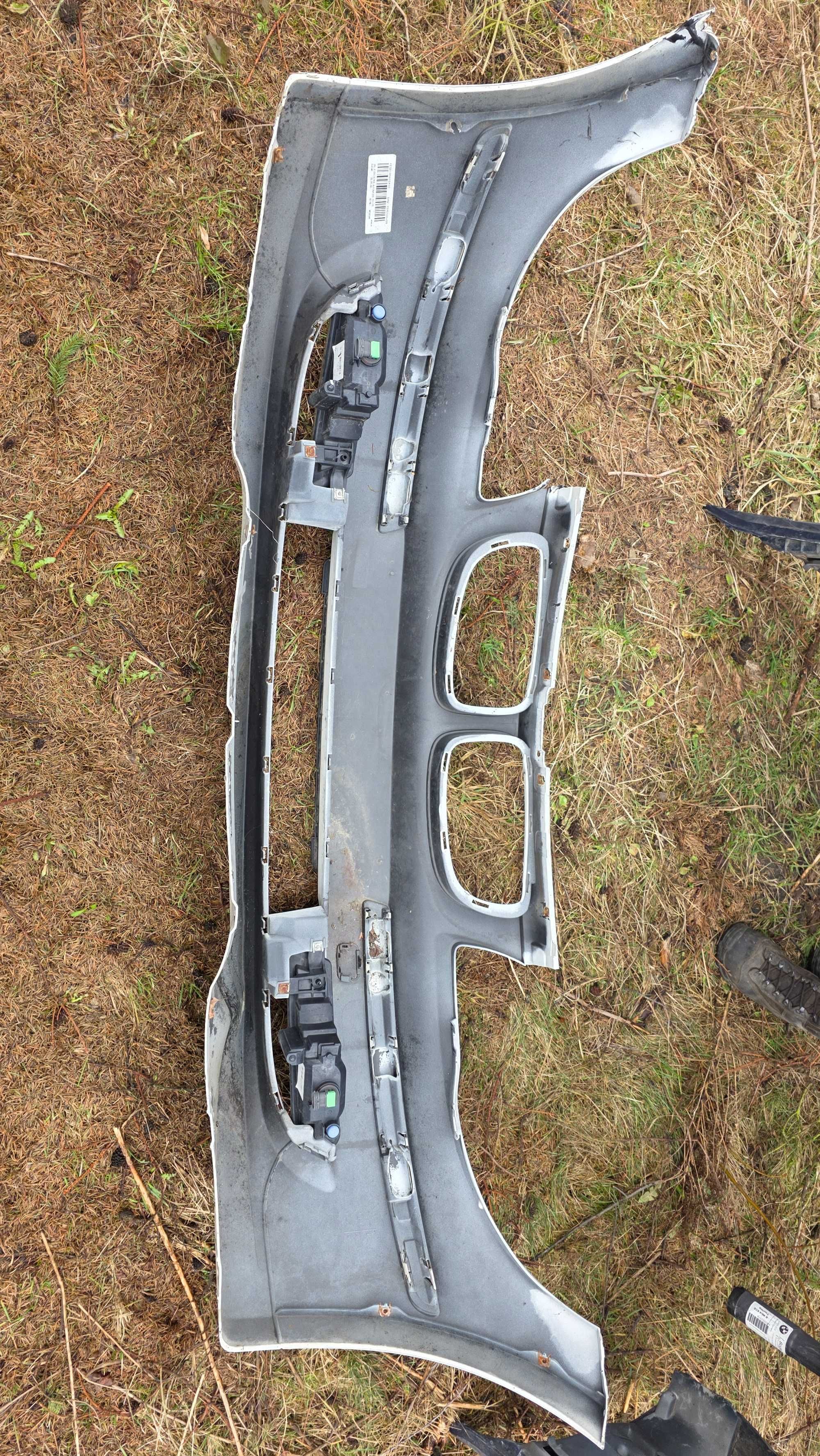 Zderzak bmw e87 przód lift lci