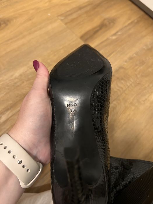 Лакові сапоги Mango