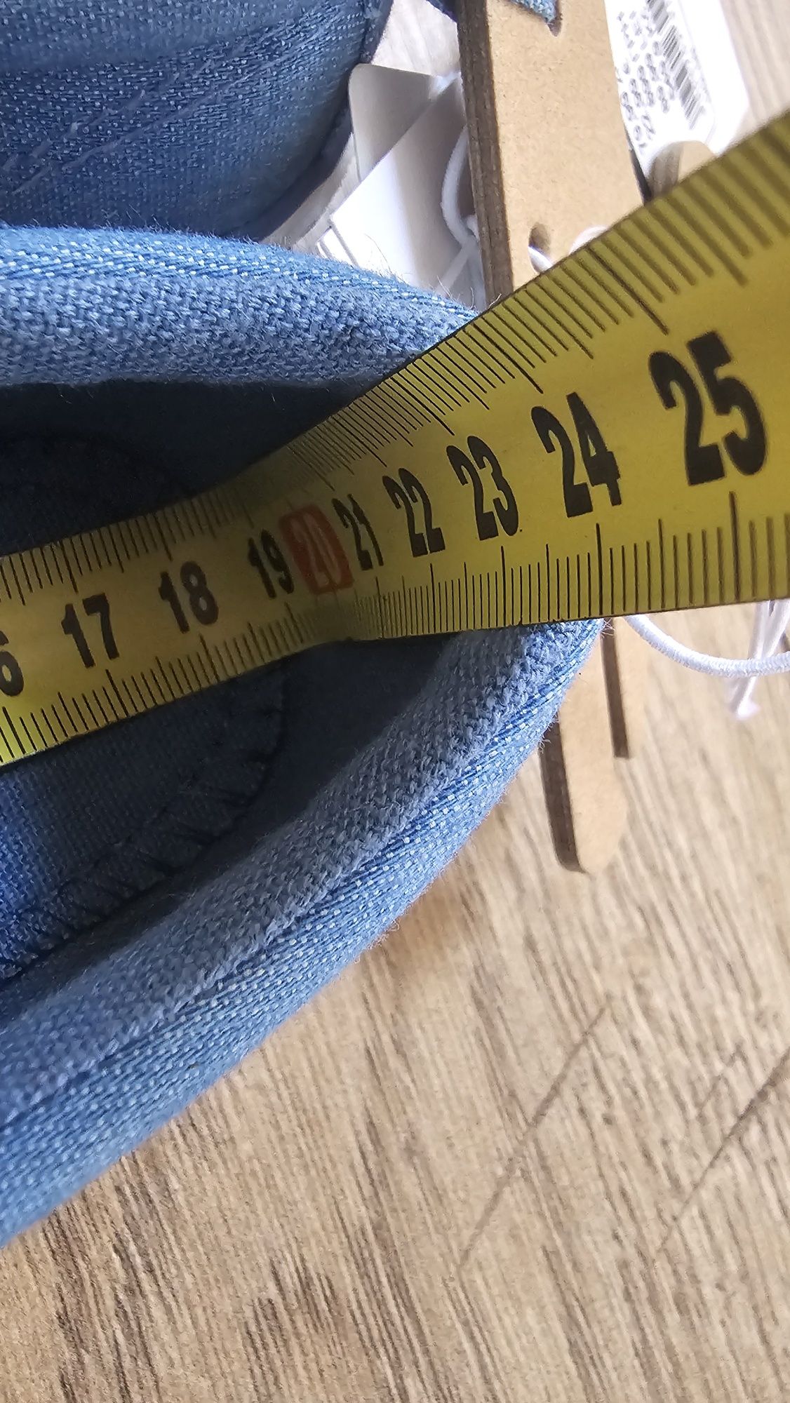 Nowe trampki slip on, kapcie chłopięce rozmiar 29, Minionki