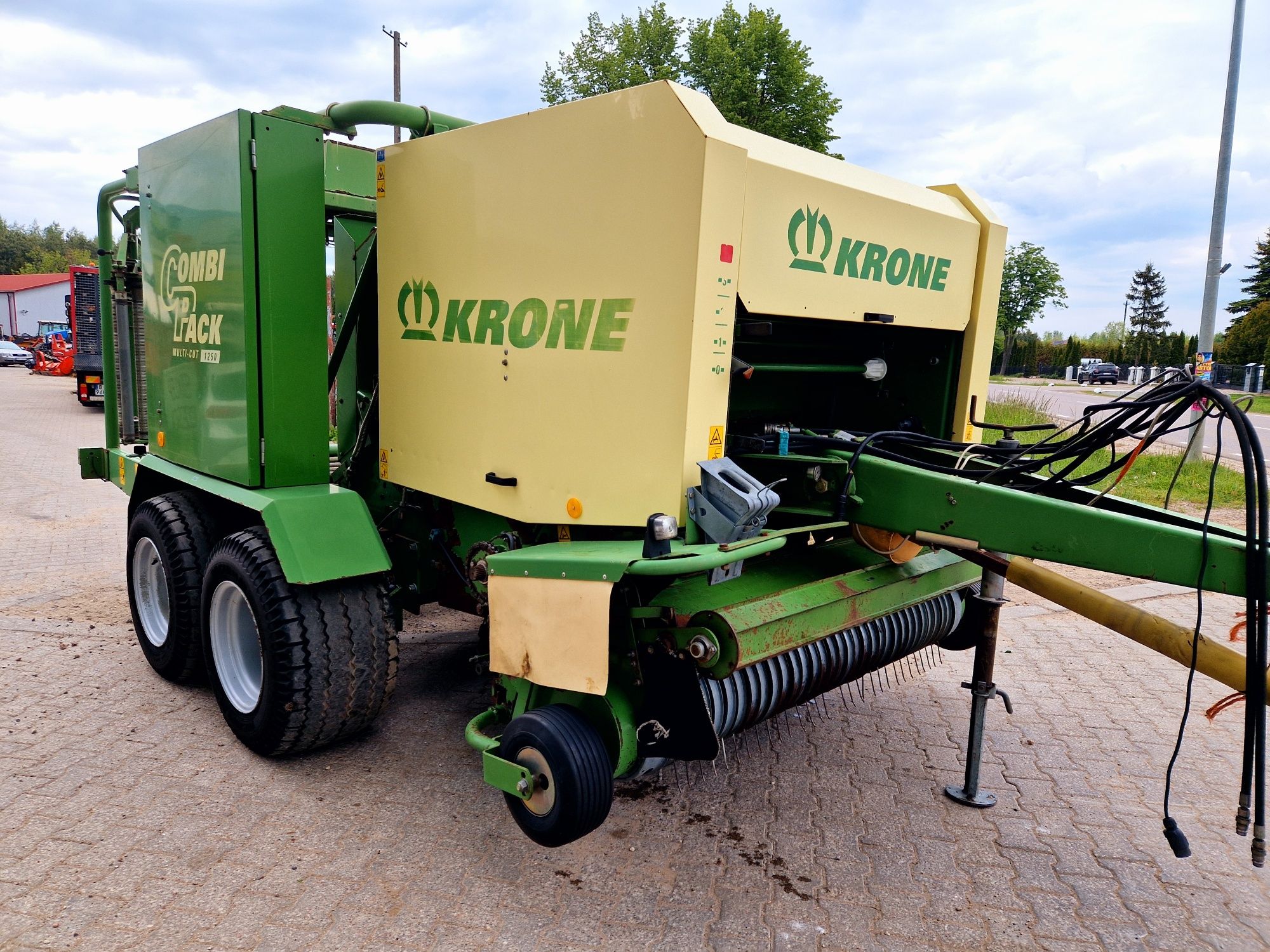 Krone Combi Pack 1250 Multicut prasoowijarka bardzo dobry stan Claas