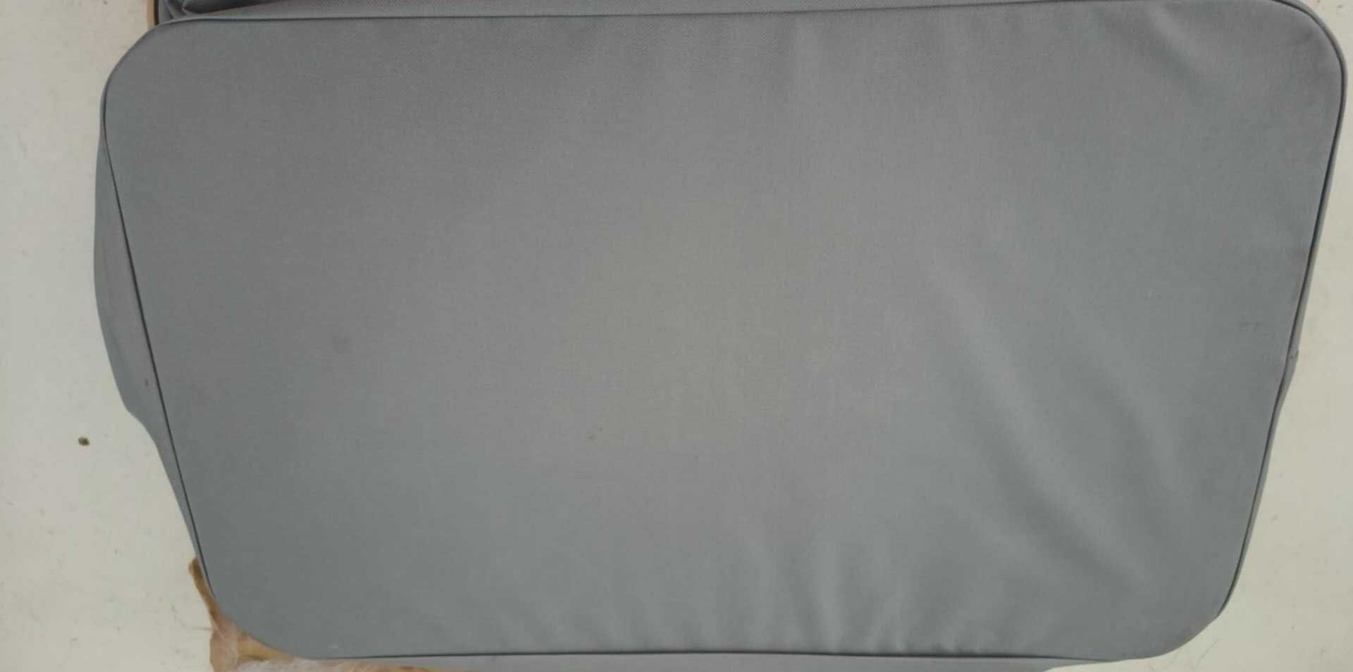 Kosz na pranie z 3 przegródkami 150L składany 60x38,5x70,5 cm szary