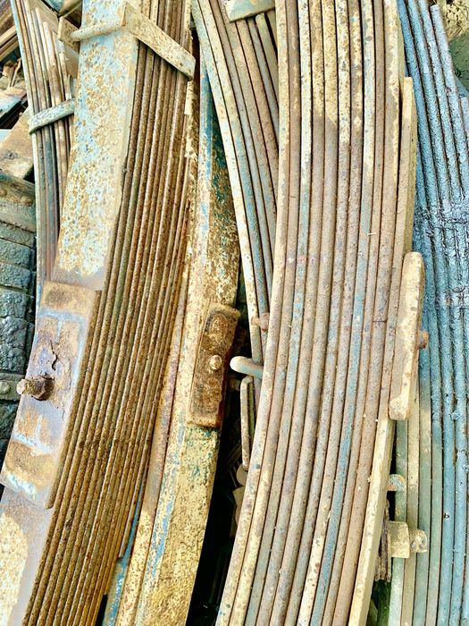 Ресори Маз Краз Камаз Урал Зіл Бичок Газон. Рессора. АвтоШрот РОЗБОРКА