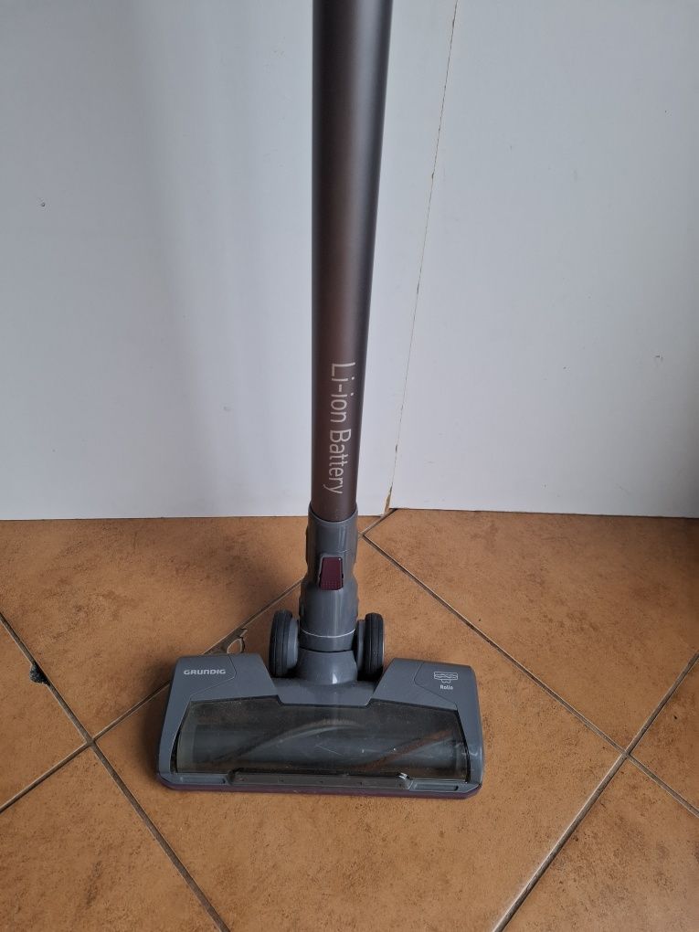 Odkurzacz pionowy Grundig bezprzewodowy