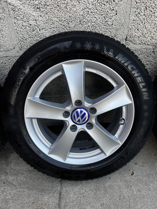 Alufelgi R16 5x112 VW Touran Passat Caddy Opony Zimowe 205/60/16