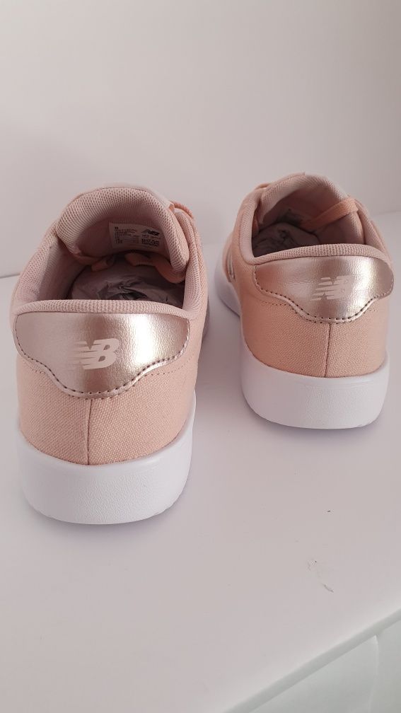 Buty damskie nowe sportowe New Balance pudrowy róż rozmiar 39