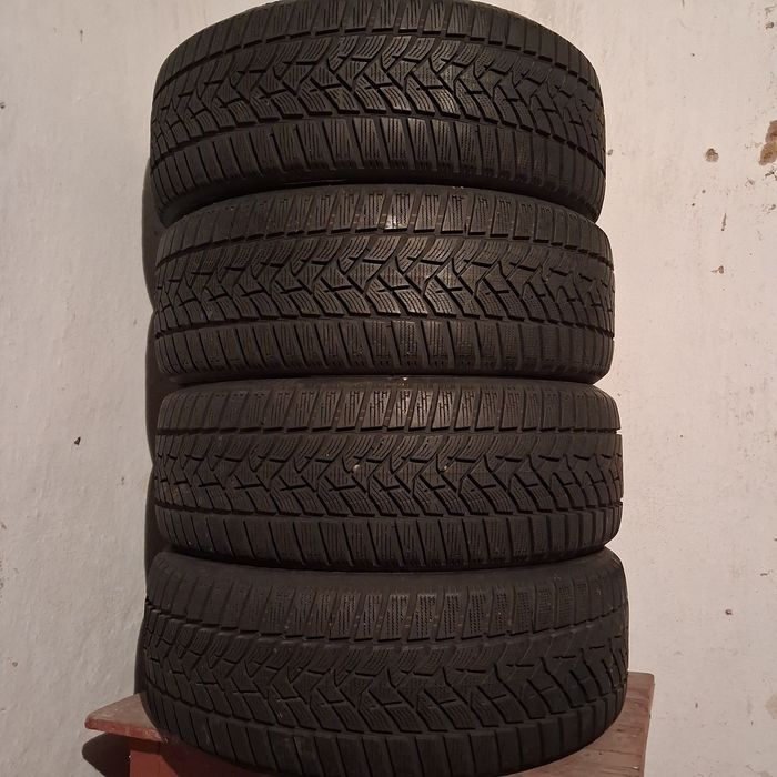 Зимові шини DUNLOP 215/55R17 097...648...0812