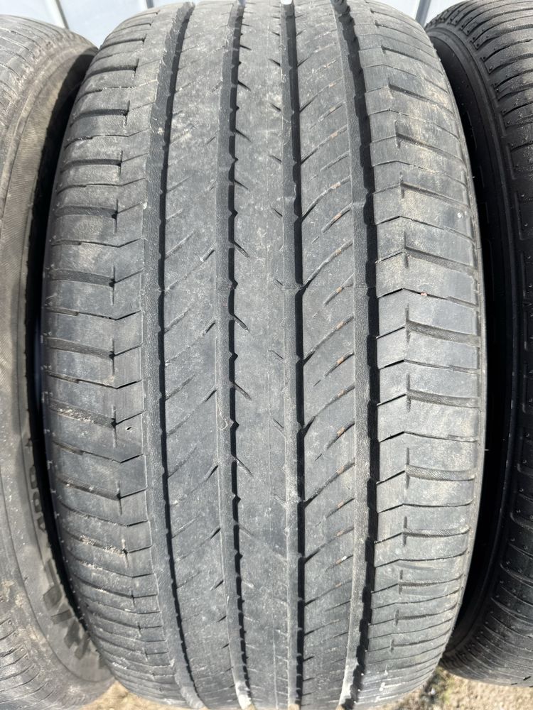 Bridgestone Dueler H/L 400 255/50 R19