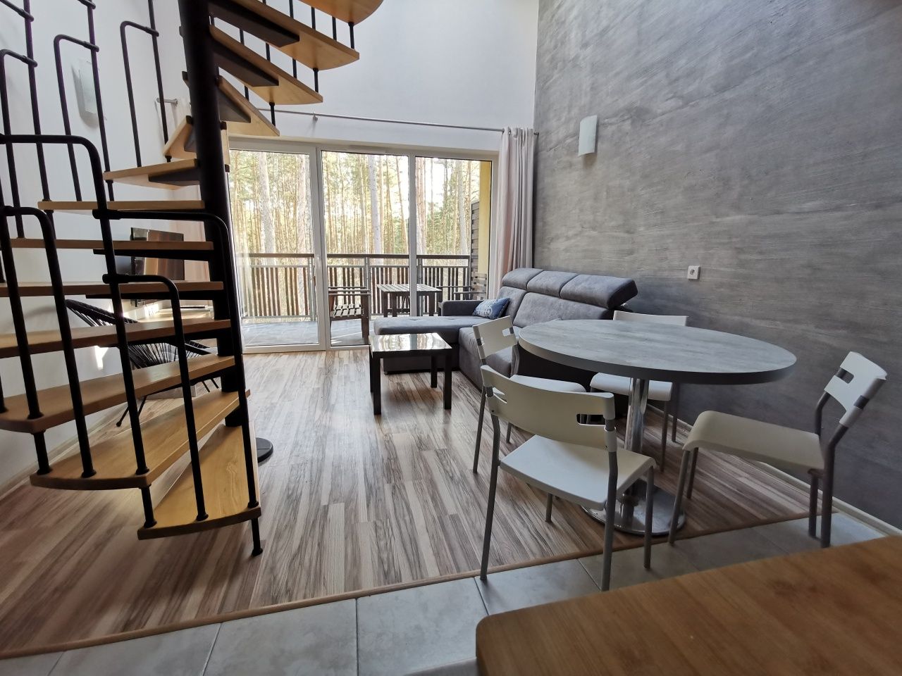 Apartament nad morzem Pogorzelica noclegi weekend wakacje Rewal basen