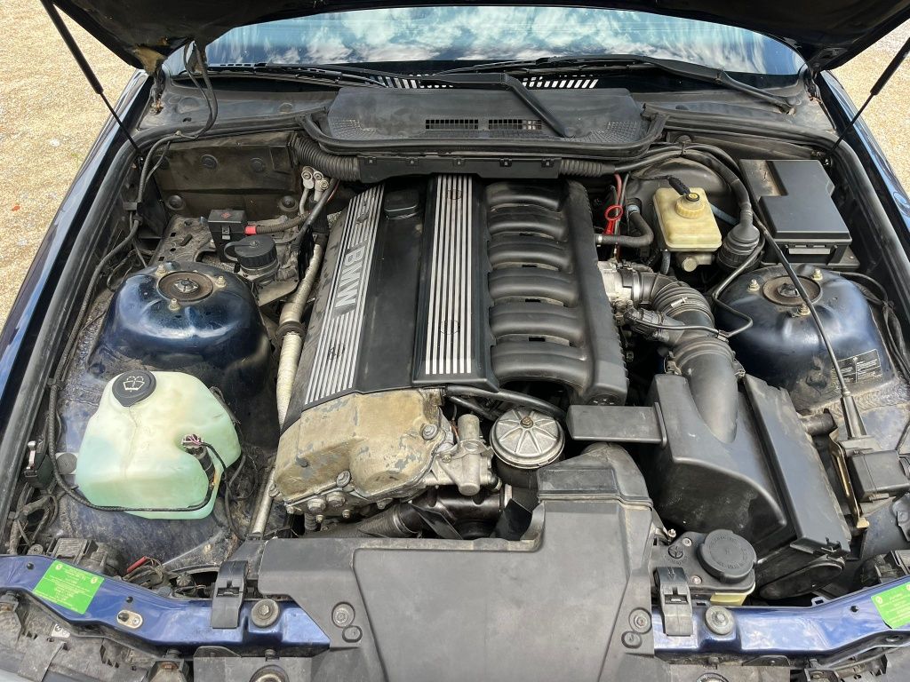 Ładne BMW E36 Cabrio, 2.5benzyna. Alu18", Hardtop.
