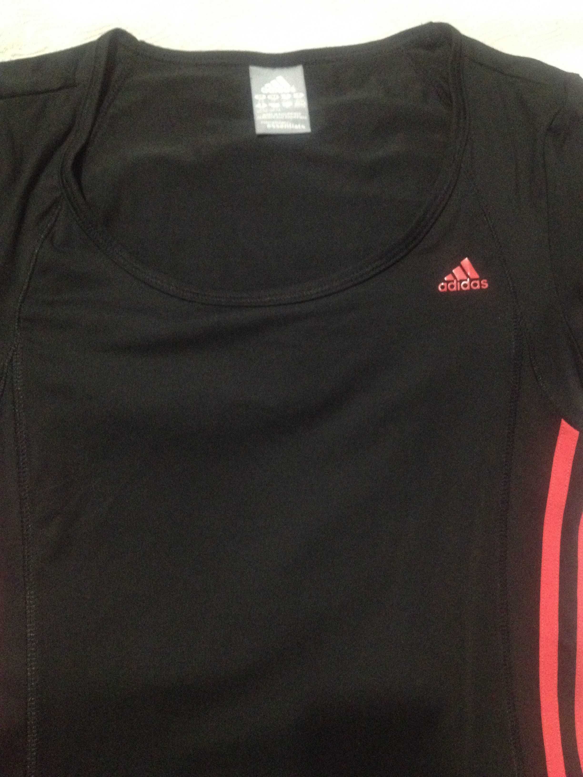 Футболка черная с розовыми лампасами adidas climalite