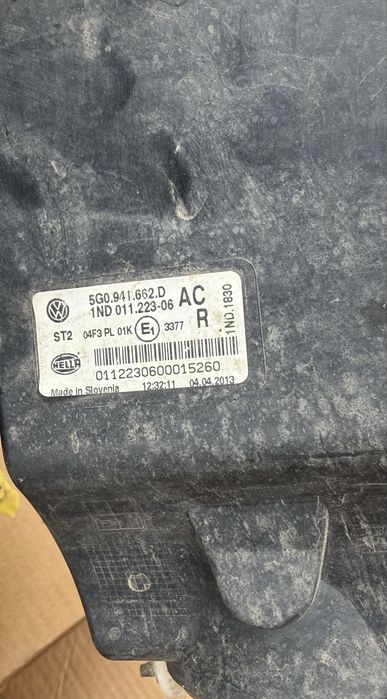 Фара противотуманная туманки Golf 7