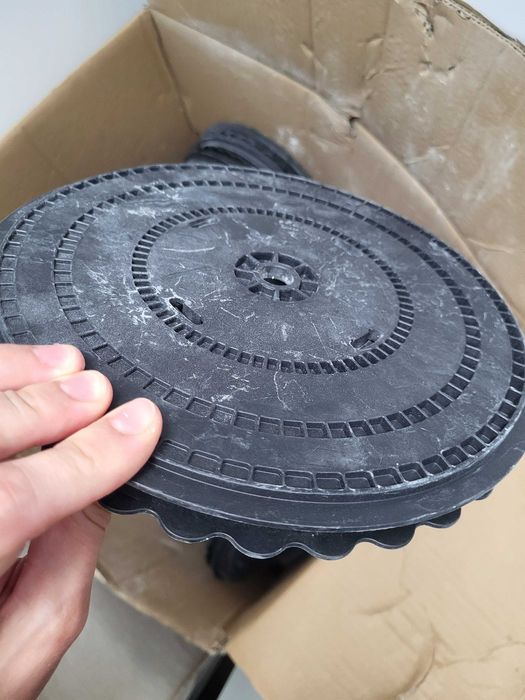 Wsporniki tarasowe regulowane