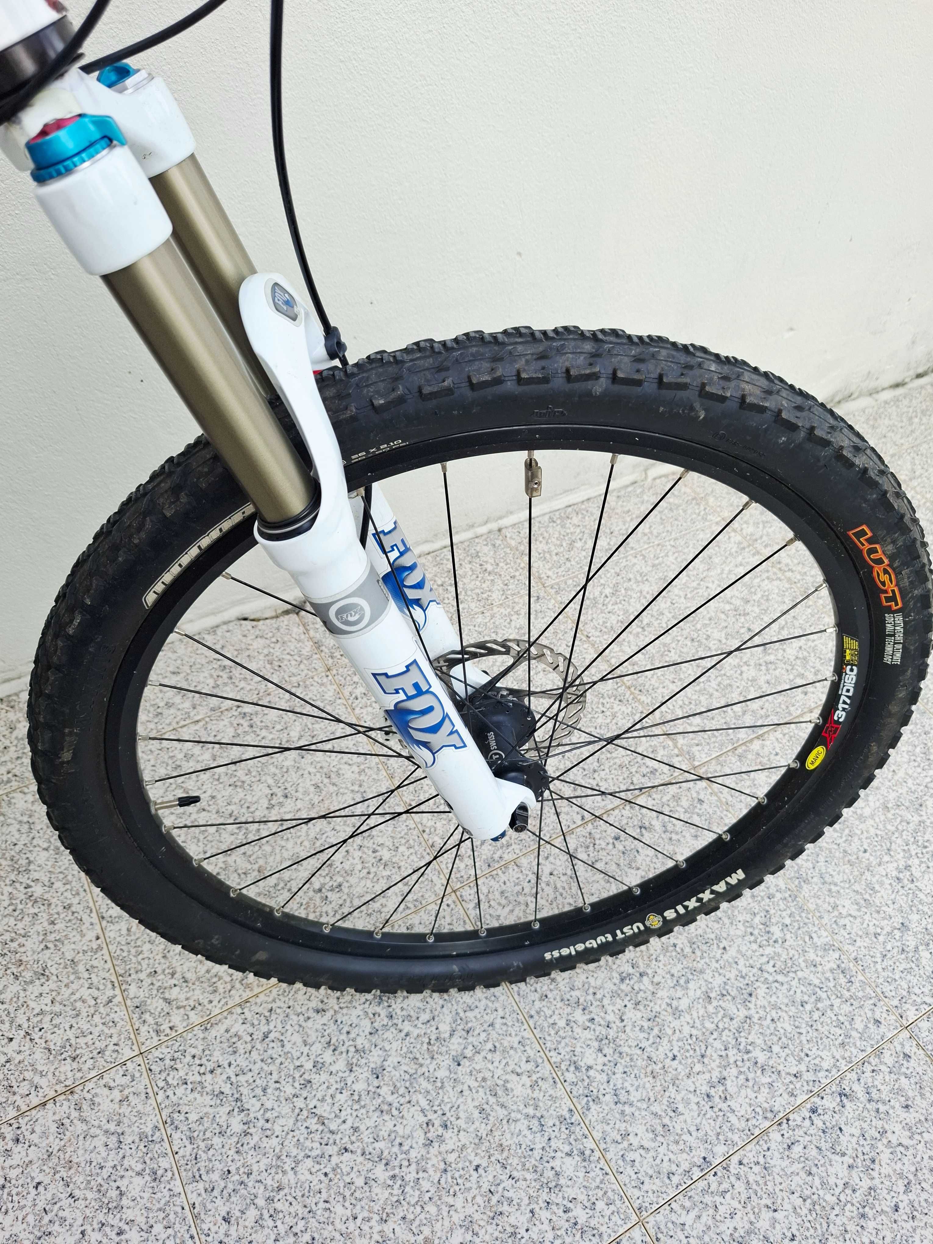 Cannondale Rush Carbon – Suspensões revistas, pronta a rolar!