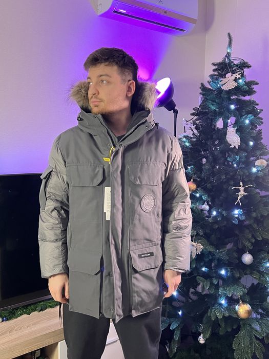 Пуховик новый очень теплый