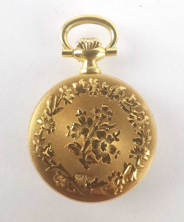 Relógio de Lapela em Ouro Suiço