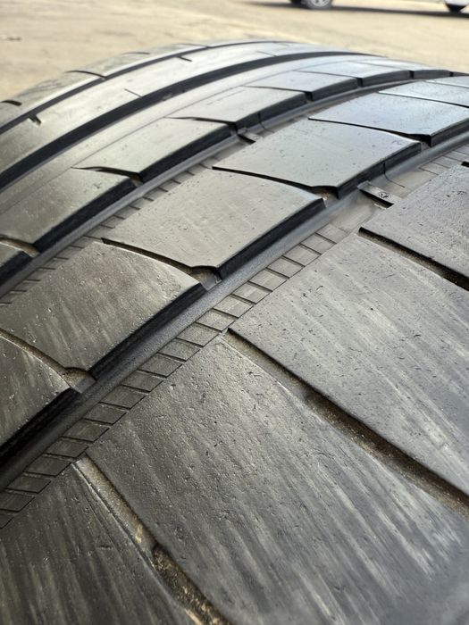 Good year EAGLE F1 305/30/R21