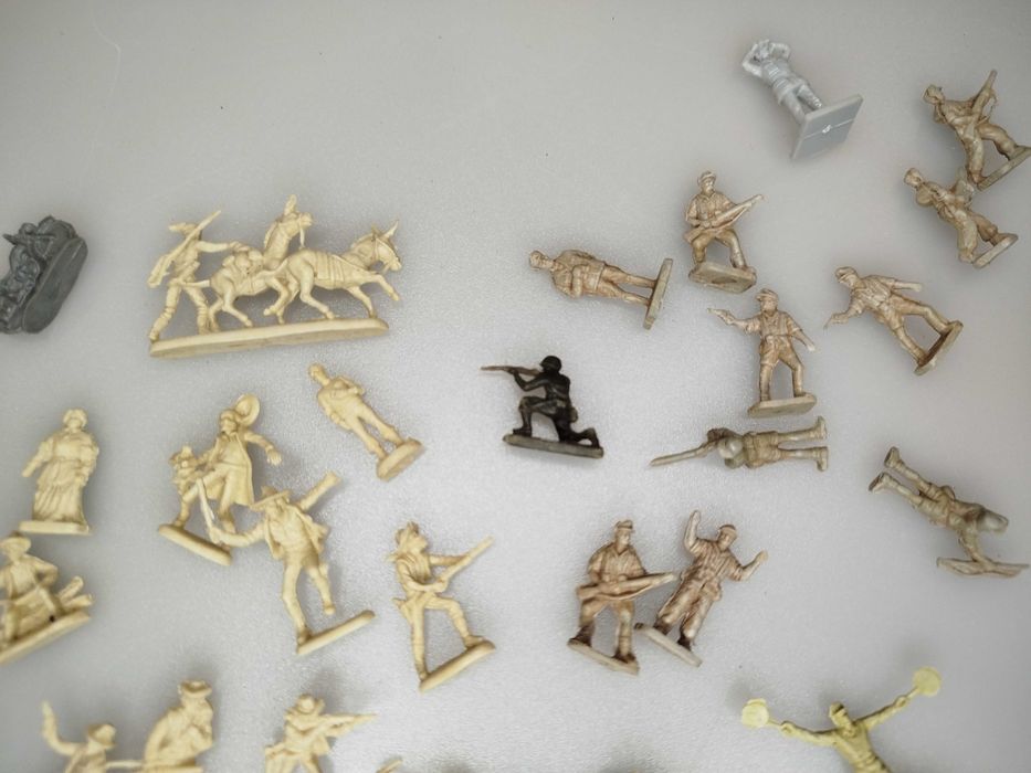 Zabawka Mini żołnierzyki z prl