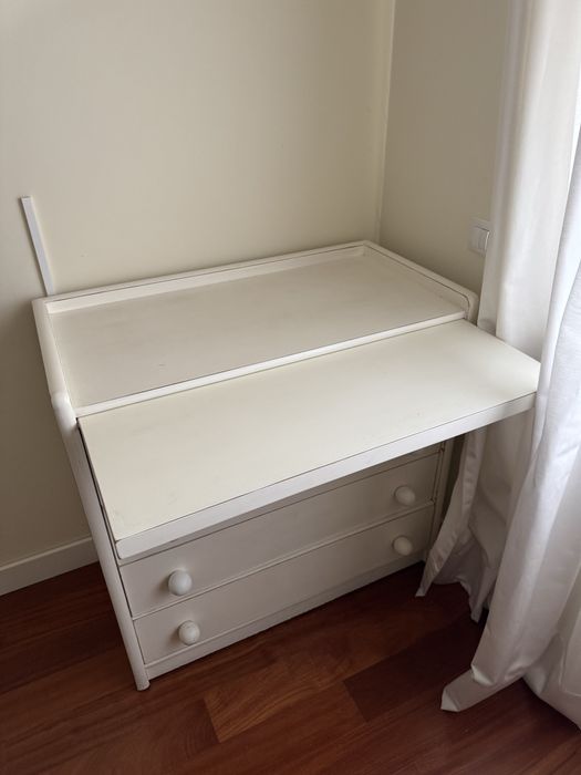 Comoda quarto com muda fraldas embutido