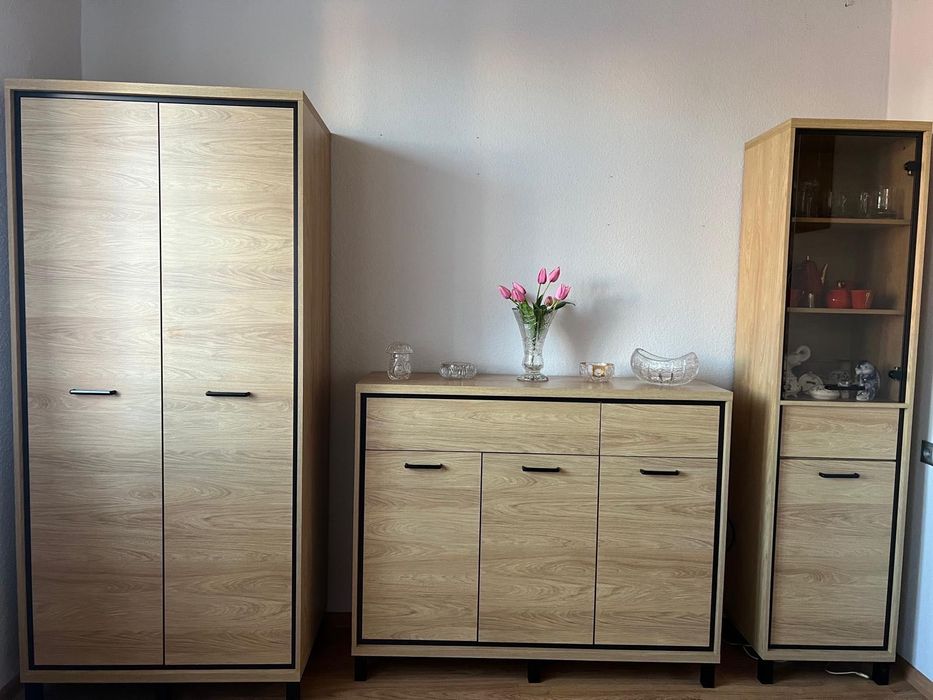 Komplet mebli do pokoju. Jak nowy