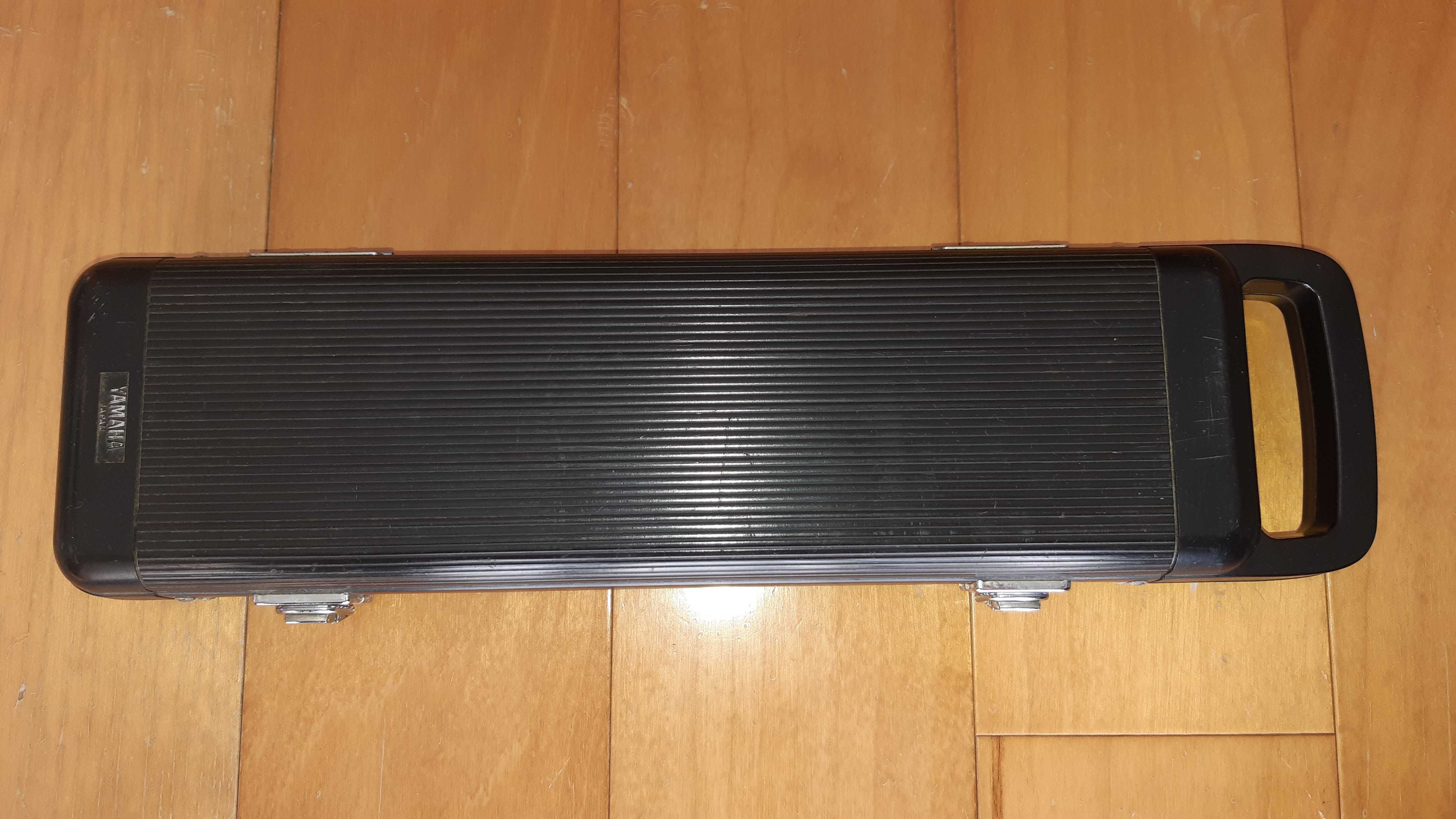 Flauta Transversal :  Yamaha YFL-261 S  Japan