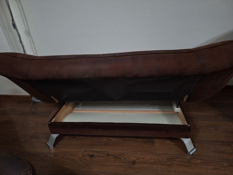 Rozkładana sofa+ dwa fotele
