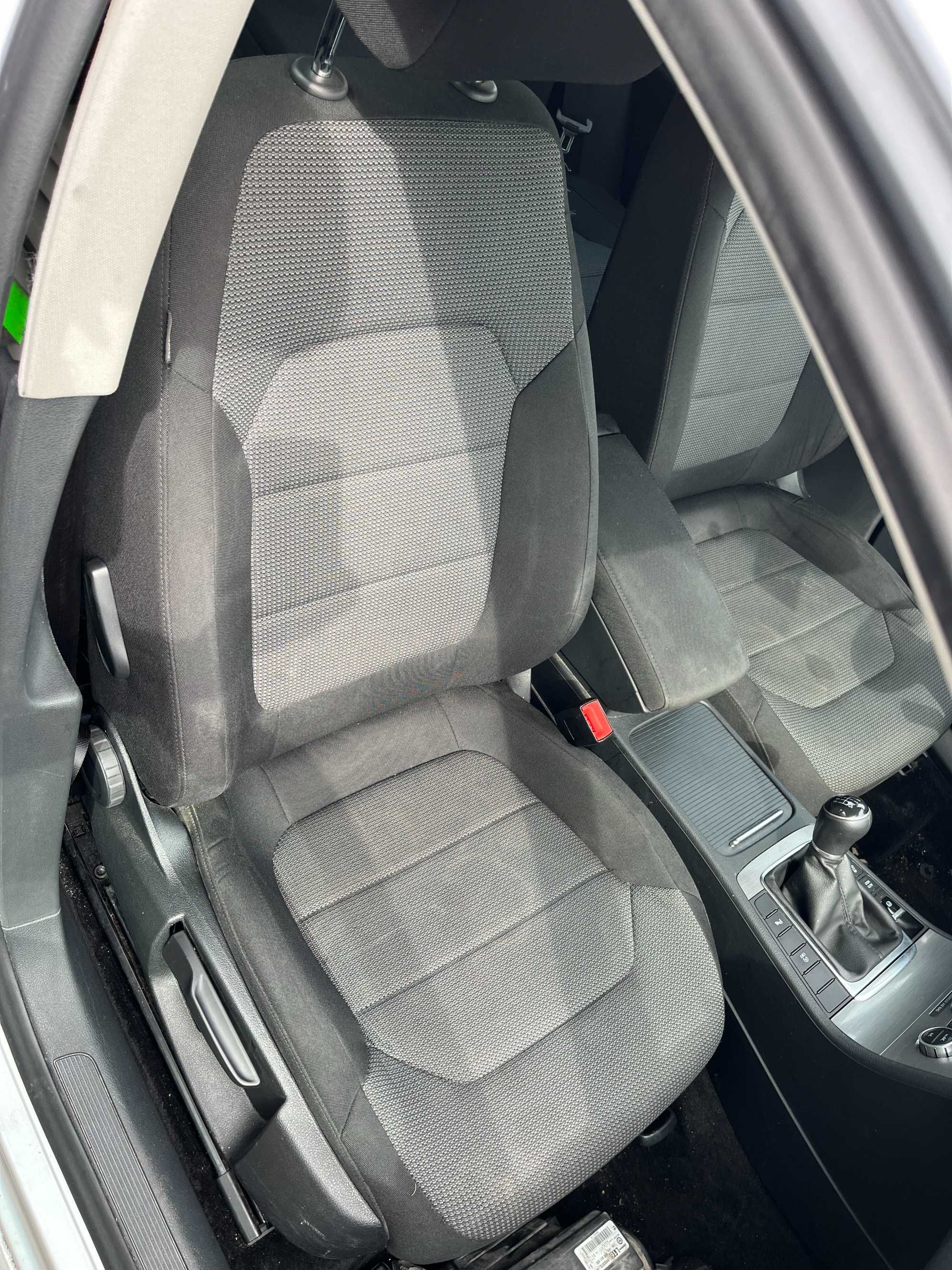 Fotel Przedni prawy lewy VW Passat B7 podgrzewany europa