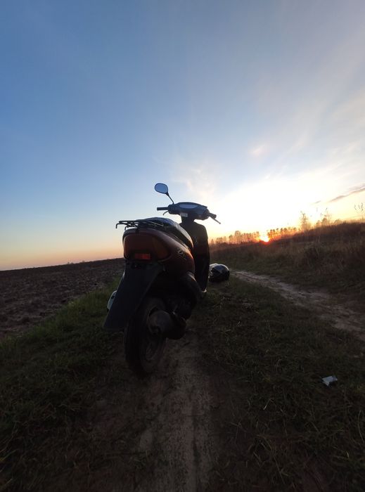 Продам скутер Хонда дио 27