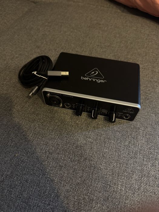 Interfejs Behringer U-phoria UMC22 Nowy z kablem