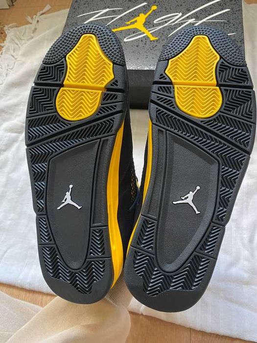 " koszykówki " Nike_Air_Jordan_4_Retro_Thunder_Rozmiar 44