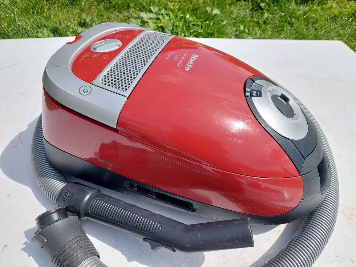 Odkurzacz miele c2 Tango dwuletni